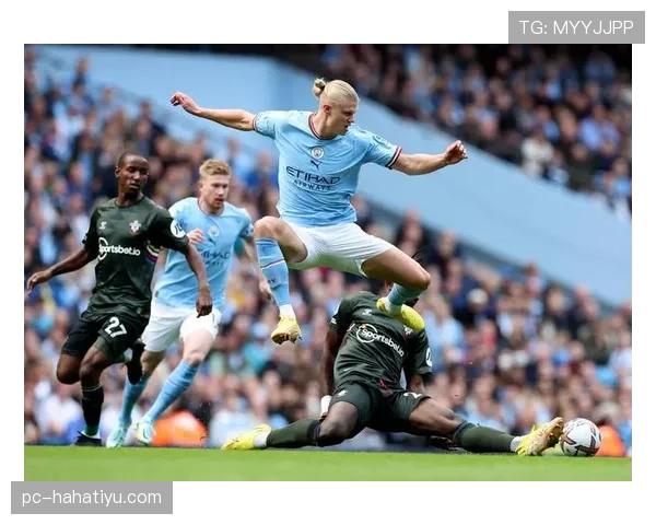 曼城高位压迫反成防线软肋，一打就穿问题逐步反映至比赛稳定性